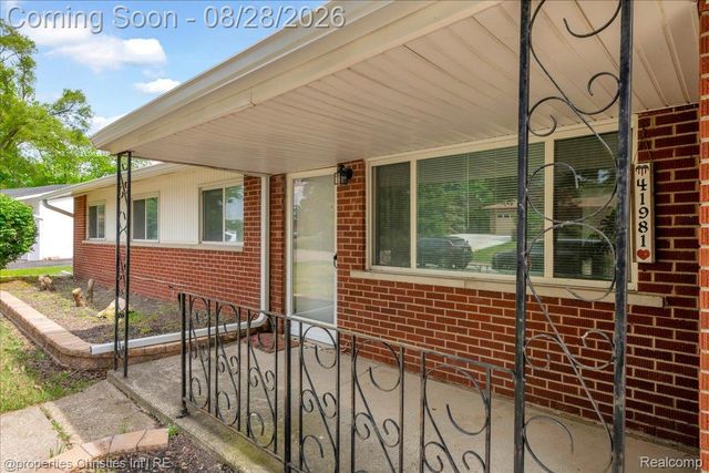 41981 Quince Drive, Novi, MI 48375