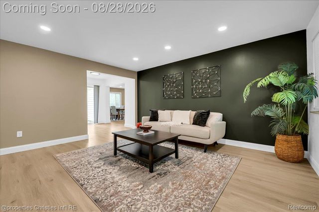 41981 Quince Drive, Novi, MI 48375