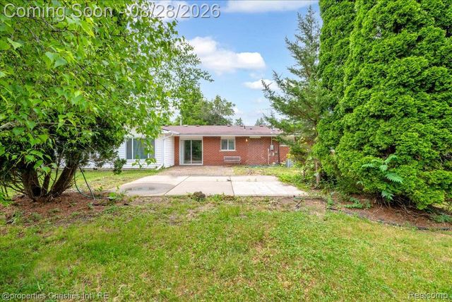41981 Quince Drive, Novi, MI 48375