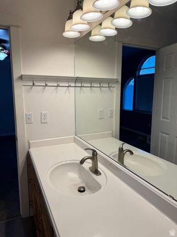 4248 S RUSHTON ACRES LN, Salt Lake City, UT 84120