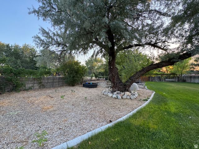 4248 S RUSHTON ACRES LN, Salt Lake City, UT 84120