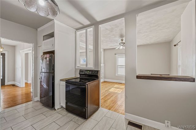 2526 Walnut Avenue, Niagara Falls, NY 14301
