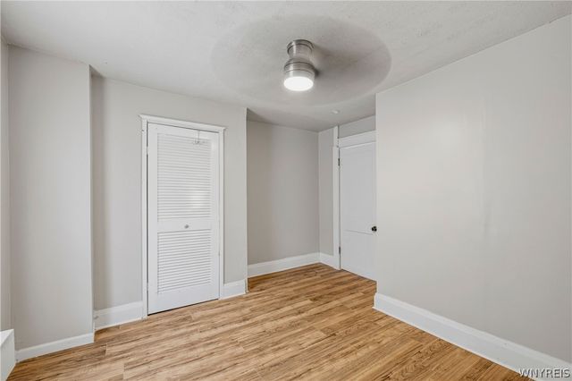 2526 Walnut Avenue, Niagara Falls, NY 14301
