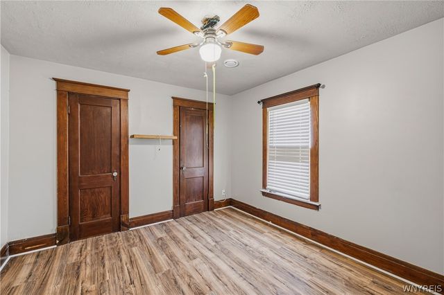 2526 Walnut Avenue, Niagara Falls, NY 14301