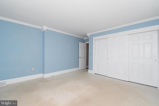 1207 TOWNSHIP LINE RD, Phoenixville, PA 19460