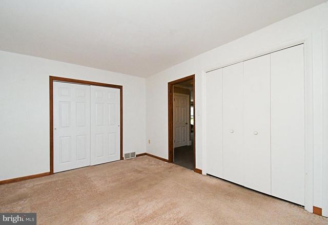 1207 TOWNSHIP LINE RD, Phoenixville, PA 19460