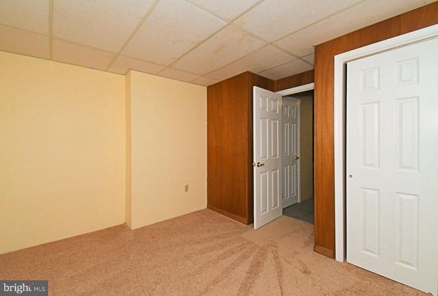 1207 TOWNSHIP LINE RD, Phoenixville, PA 19460