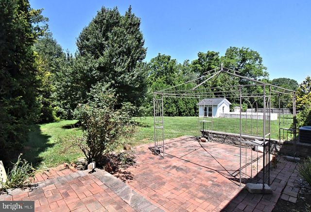 1207 TOWNSHIP LINE RD, Phoenixville, PA 19460
