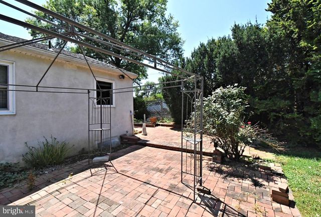 1207 TOWNSHIP LINE RD, Phoenixville, PA 19460