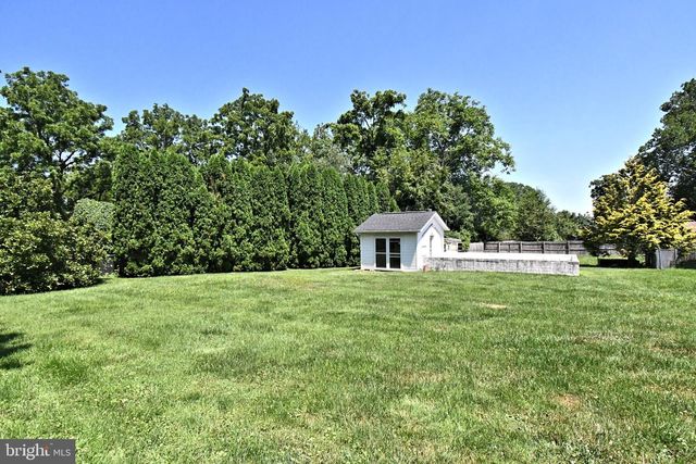 1207 TOWNSHIP LINE RD, Phoenixville, PA 19460