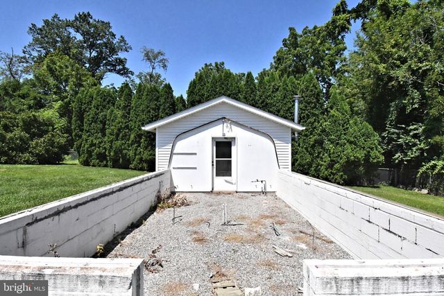 1207 TOWNSHIP LINE RD, Phoenixville, PA 19460