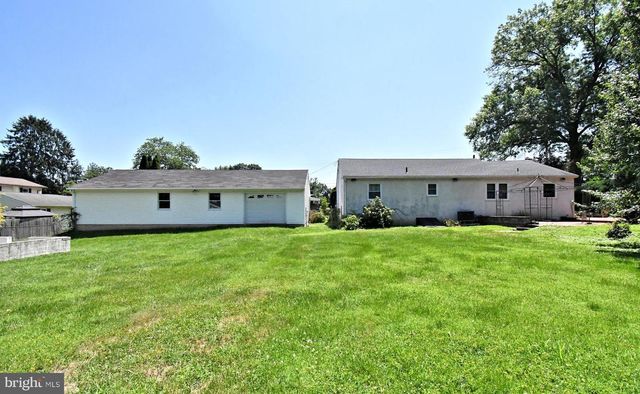 1207 TOWNSHIP LINE RD, Phoenixville, PA 19460