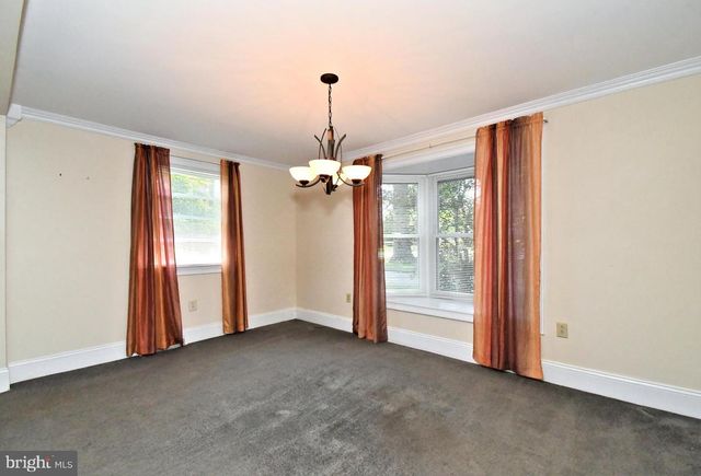 1207 TOWNSHIP LINE RD, Phoenixville, PA 19460