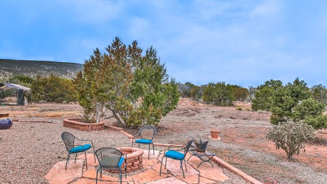 255 Diamond Tail Road, Placitas, NM 87043