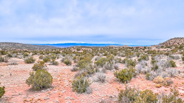 255 Diamond Tail Road, Placitas, NM 87043