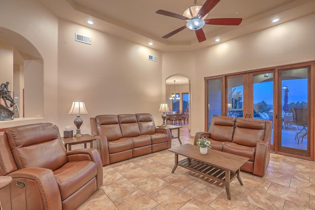 255 Diamond Tail Road, Placitas, NM 87043