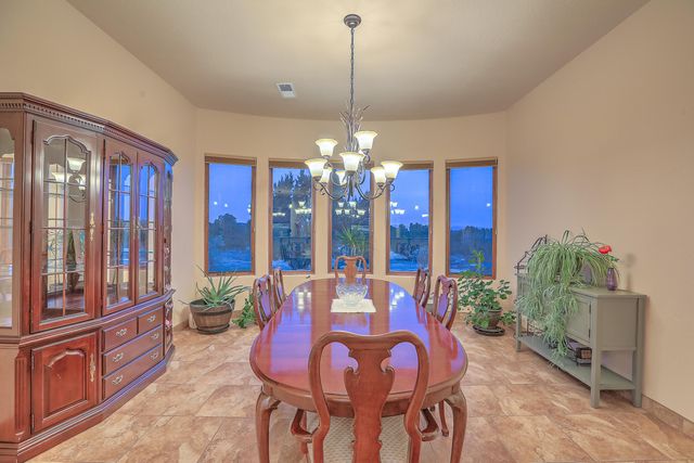 255 Diamond Tail Road, Placitas, NM 87043