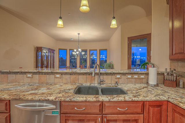 255 Diamond Tail Road, Placitas, NM 87043