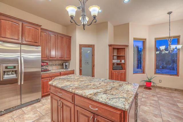 255 Diamond Tail Road, Placitas, NM 87043