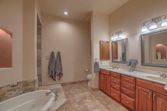 255 Diamond Tail Road, Placitas, NM 87043