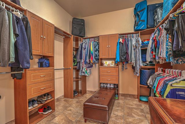 255 Diamond Tail Road, Placitas, NM 87043