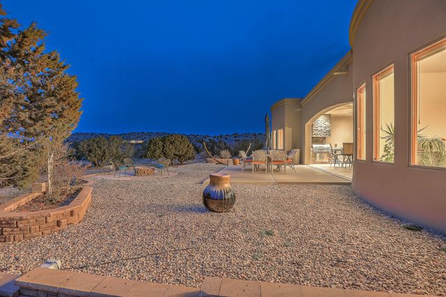 255 Diamond Tail Road, Placitas, NM 87043