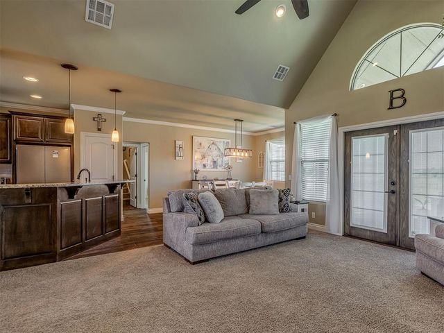 11656 Carefree Lane, Shawnee, OK 74804