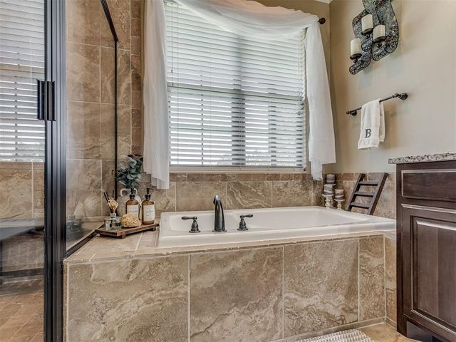 11656 Carefree Lane, Shawnee, OK 74804
