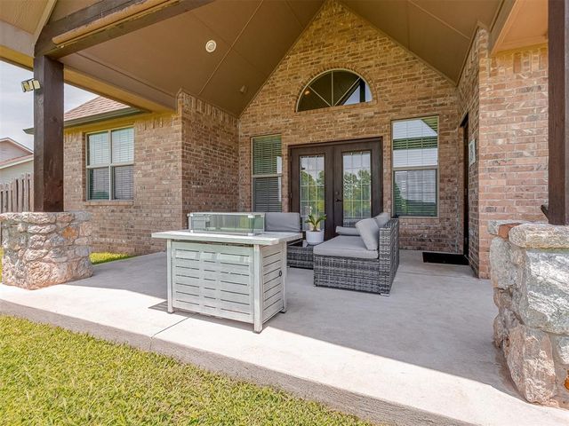 11656 Carefree Lane, Shawnee, OK 74804