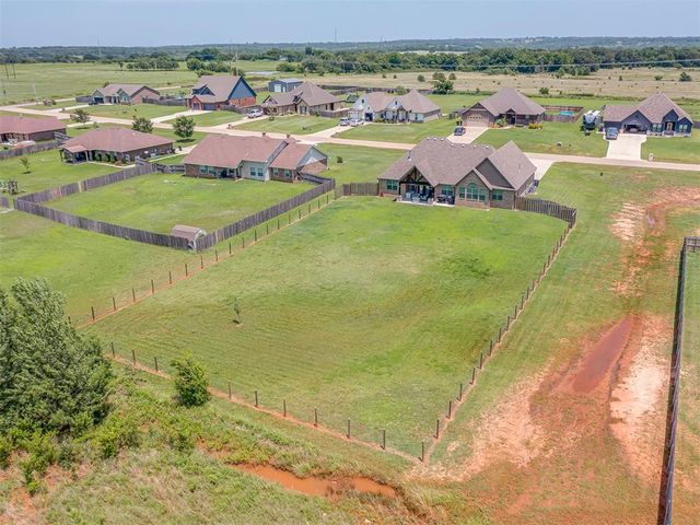 11656 Carefree Lane, Shawnee, OK 74804