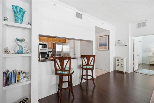 1064 N TAMIAMI TRAIL 1206, Sarasota, FL 34236