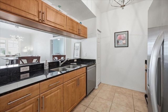 1064 N TAMIAMI TRAIL 1206, Sarasota, FL 34236