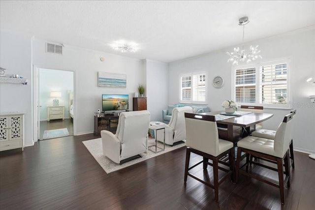 1064 N TAMIAMI TRAIL 1206, Sarasota, FL 34236