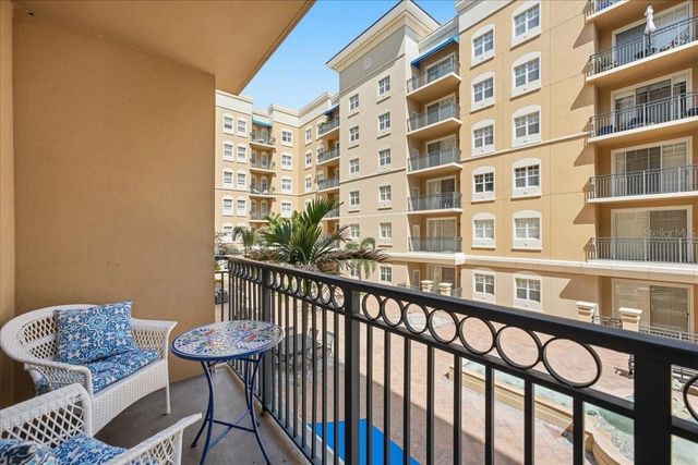 1064 N TAMIAMI TRAIL 1206, Sarasota, FL 34236