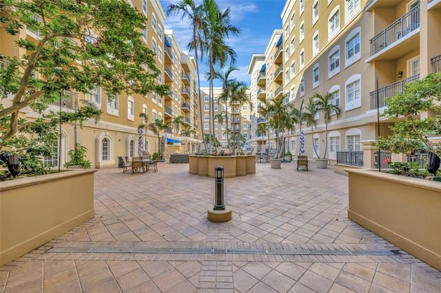 1064 N TAMIAMI TRAIL 1206, Sarasota, FL 34236