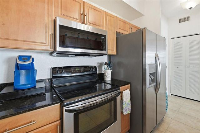 1064 N TAMIAMI TRAIL 1206, Sarasota, FL 34236