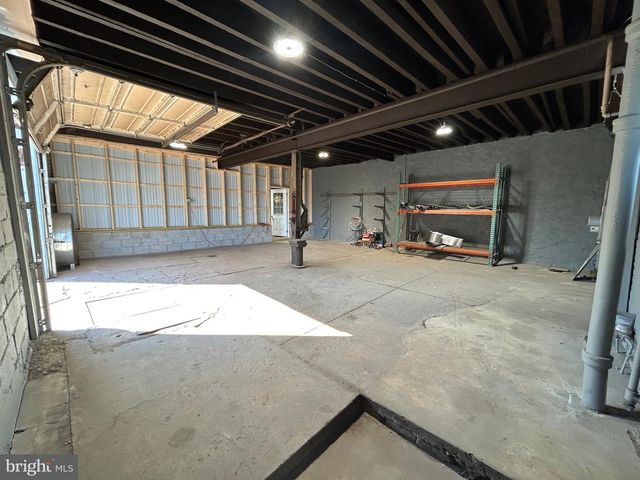 6216 W GIRARD AVE #FRONT, Philadelphia, PA 19151