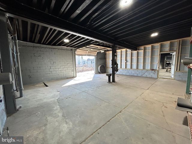 6216 W GIRARD AVE #FRONT, Philadelphia, PA 19151