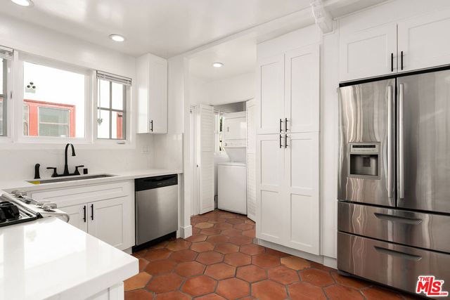 1210 N Poinsettia Drive, Los Angeles, CA 90046