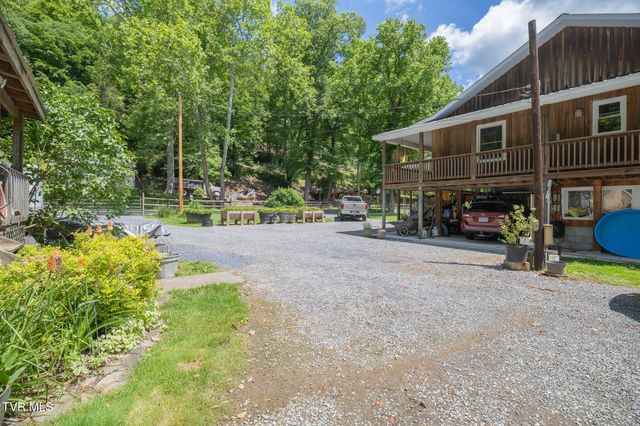 17088 North Fork River Road, Abingdon, VA 24210