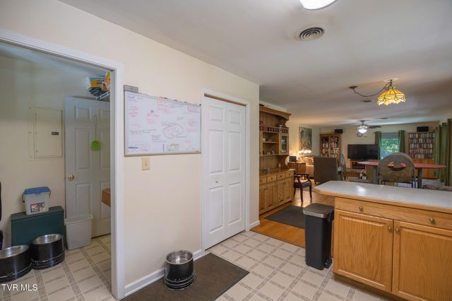 17088 North Fork River Road, Abingdon, VA 24210