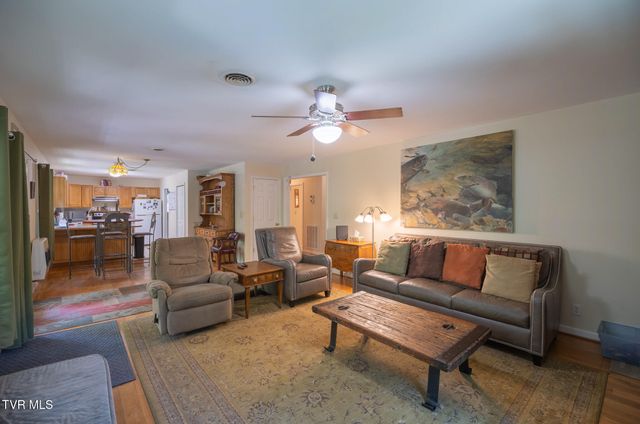 17088 North Fork River Road, Abingdon, VA 24210