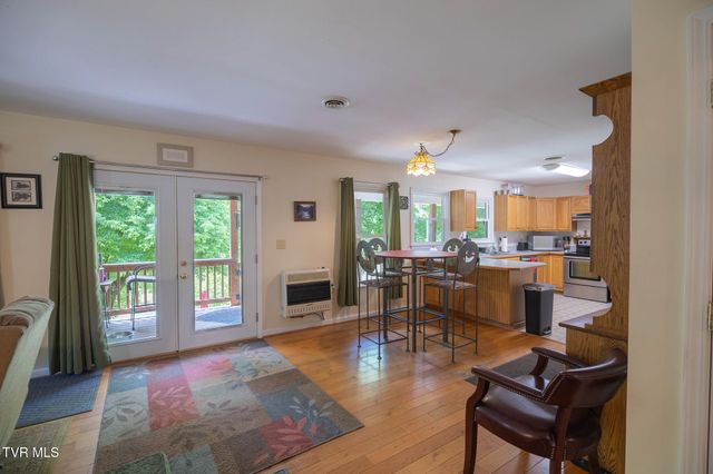17088 North Fork River Road, Abingdon, VA 24210