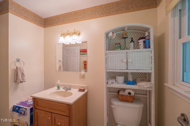 17088 North Fork River Road, Abingdon, VA 24210