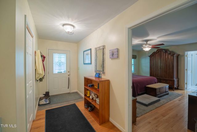 17088 North Fork River Road, Abingdon, VA 24210