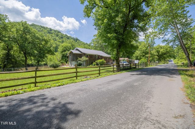 17088 North Fork River Road, Abingdon, VA 24210