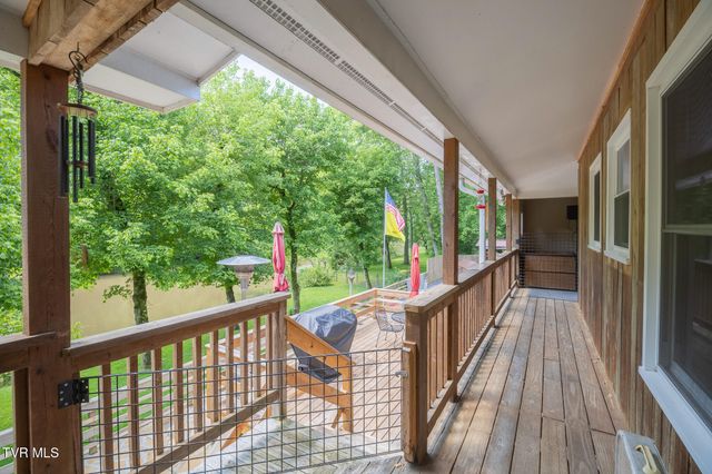 17088 North Fork River Road, Abingdon, VA 24210