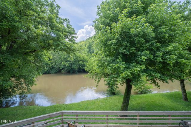 17088 North Fork River Road, Abingdon, VA 24210
