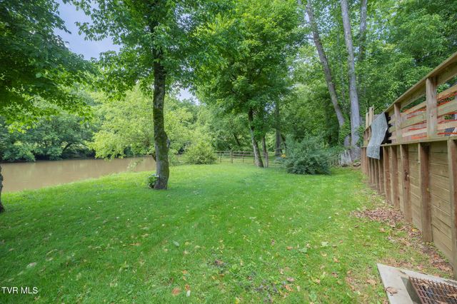 17088 North Fork River Road, Abingdon, VA 24210