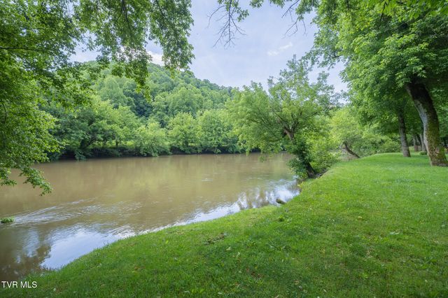 17088 North Fork River Road, Abingdon, VA 24210